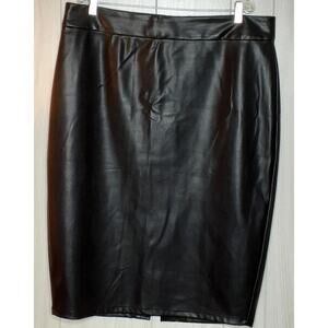 Universal Standard Faux Leather Black Midi Skirt Size 18 Slit EUC